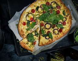 Pizza bianca végétarienne au Jarlsberg®