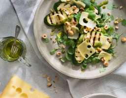Salade de Zucchini Grillé et Jarlsberg® •