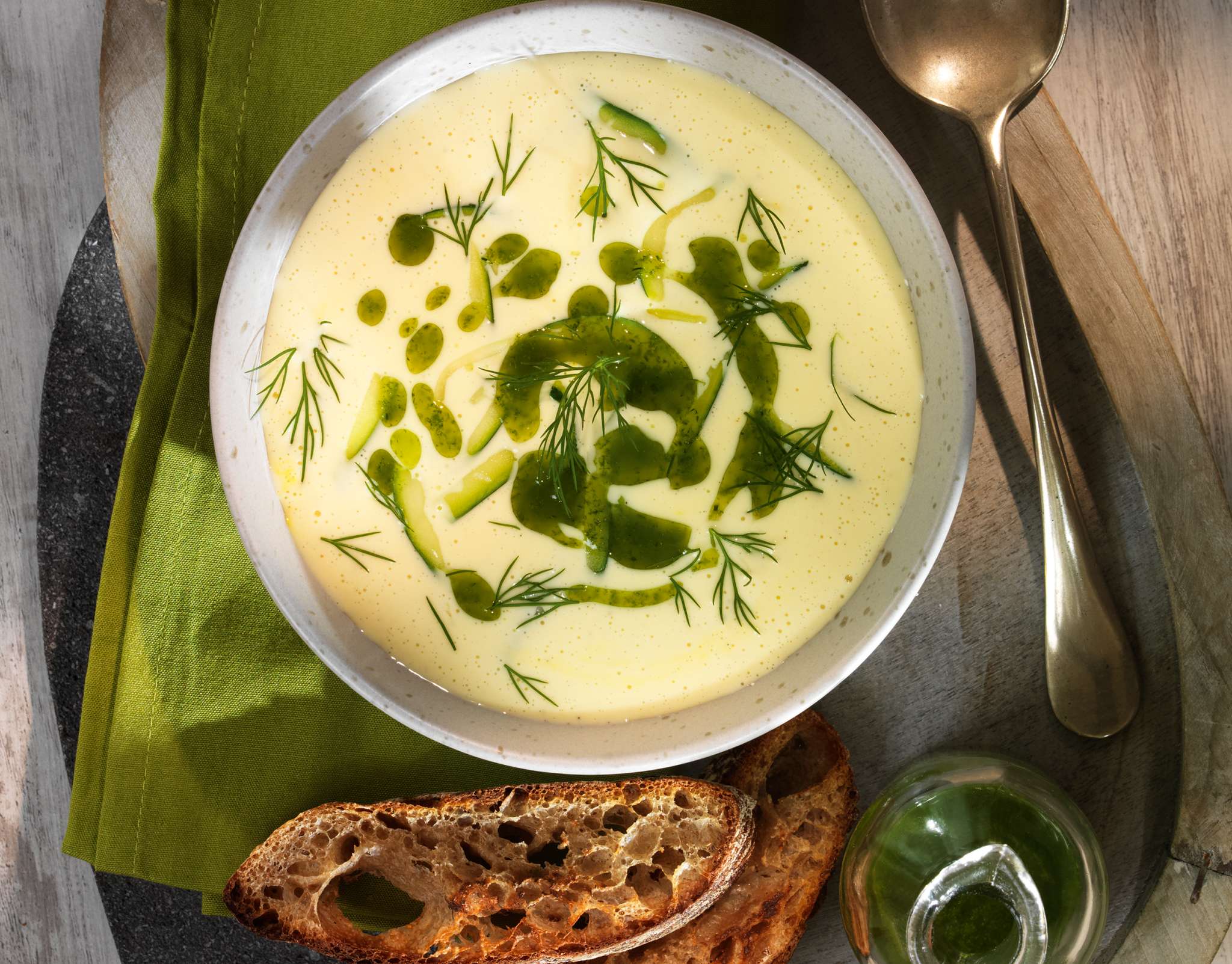 Cheese fondue with Jarlsberg® Jarlsberg