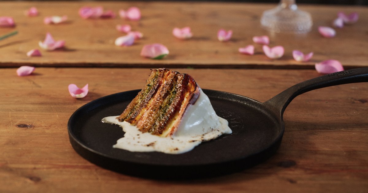 Wedding cake sandwich with Jarlsberg® - Jarlsberg